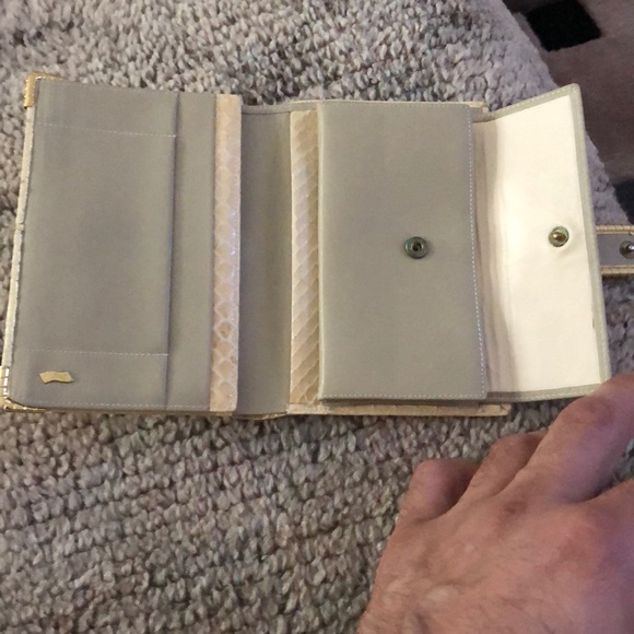 Judith Leiber Snakeskin wallet - Picture 4 of 8